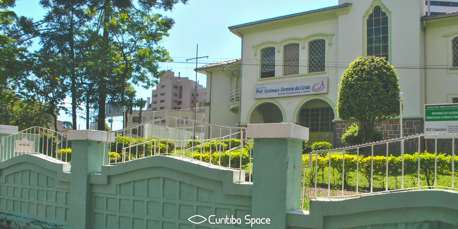 Colégio Estadual Lysimaco Ferreira da Costa - Curitiba Space