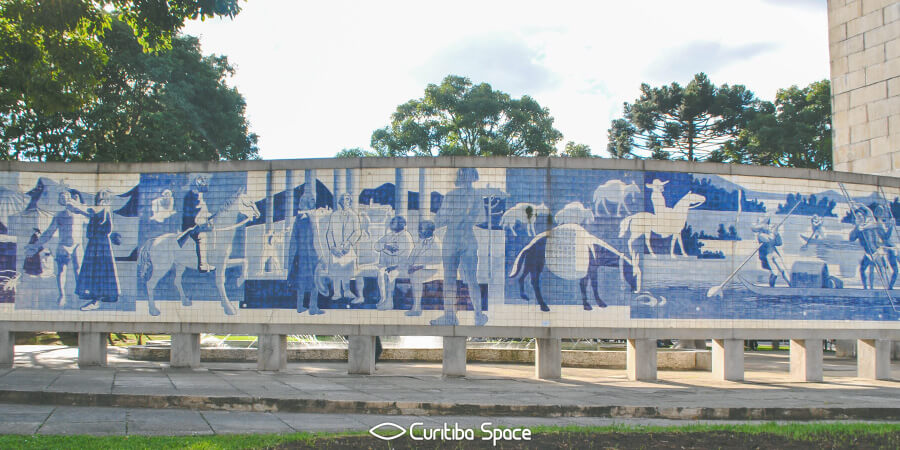 Poty Lazzarotto - Monumento ao 1º Centenário de Emancipação Política do Paraná - Praça 19 de Dezembro - Curitiba Space